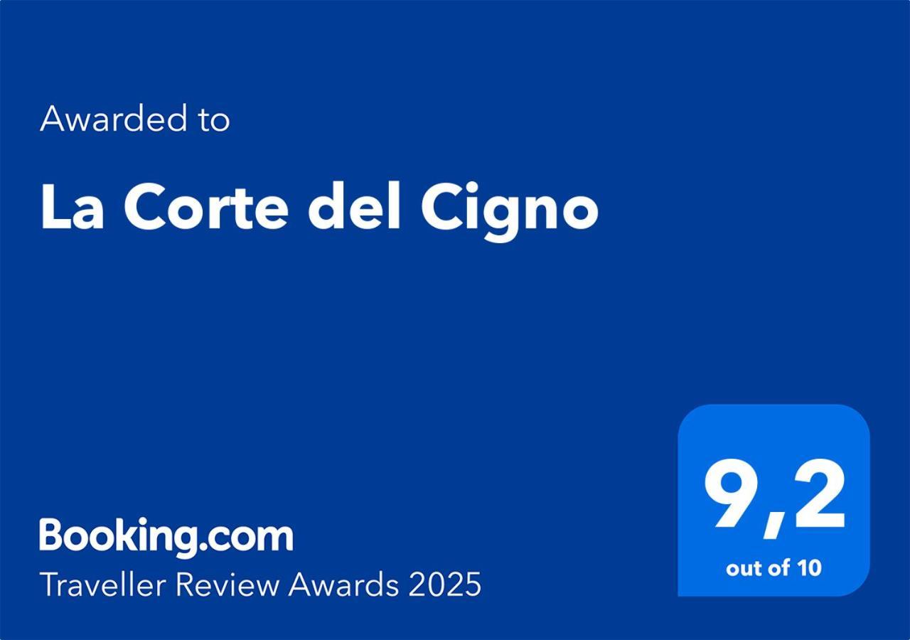 La Corte Del Cigno Monte Isola Esterno foto